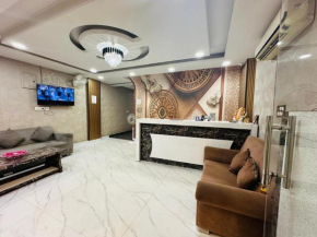 HOTEL S R PLAZAa